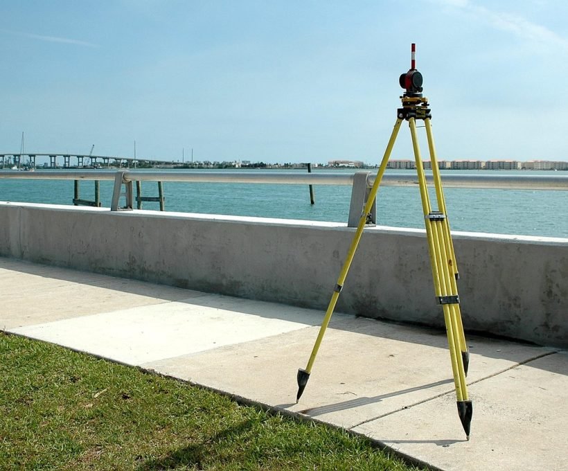 surveying-3035404_1280